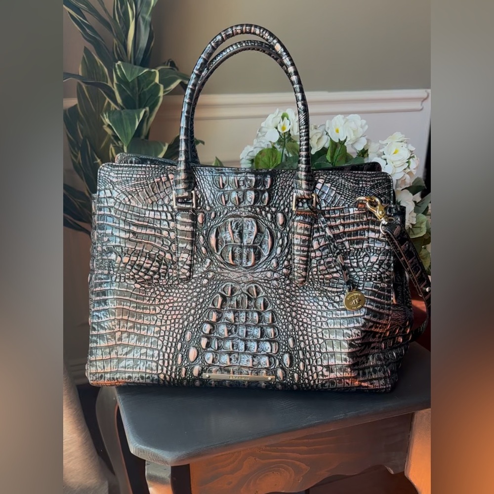 Brahmin Finley Carryall Dusk Melbourne - Rare and Stunning!